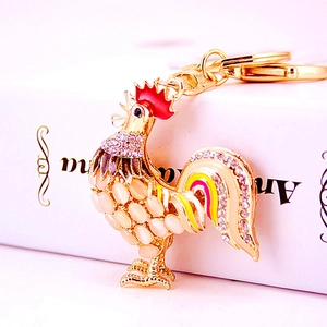 Mignon Porte-clés Coq en Alliage de Zinc avec Pierre Oeil de Chat Artificielle et Strass Pendentif de Sac Charme Anneau Cadeau