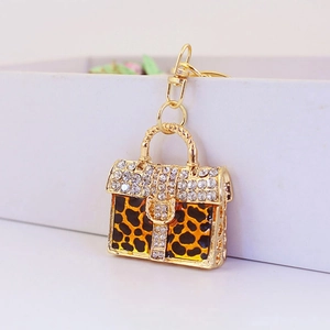 Luipaard print handtas sleutelhanger met stras en gouden karabijnsluiting voor dames