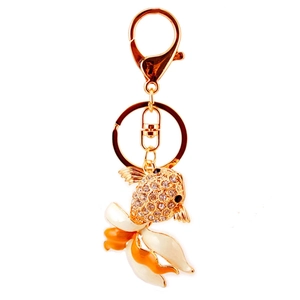 Porte-clés carpe koi doré orné de strass et d'émail dégradé orange vif