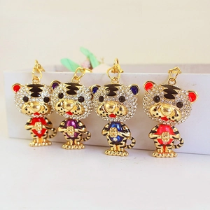 Porte-clés Tigre de Dessin Animé Mignon en Strass Alliage de Zinc Émail Pendentif Animal pour Femmes Hommes Sac Accessoires