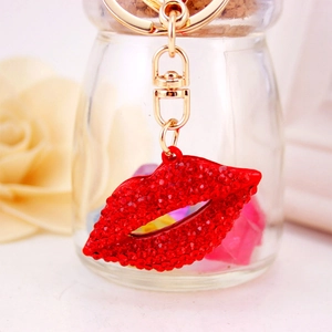 Sparkling red rhinestone lips keychain with gold-plated metal clasp for women accessories