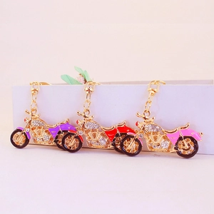 Vintage Gold Plated Alloy Motorcycle Keychain With Sparkling Rhinestones Enamel Motorbike Pendant Keyring Bag Charm Gift