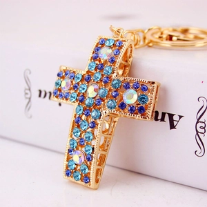 Porte-clés croix dorée exquis avec strass bleus et cristaux AB pour accessoire de sac