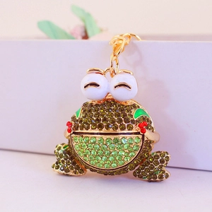 Porte-clés grenouille chic serti de strass verts sur alliage doré avec pendentif cristal