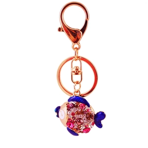 Porte-clés poisson mignon serti de strass colorés et finition en émail bleu