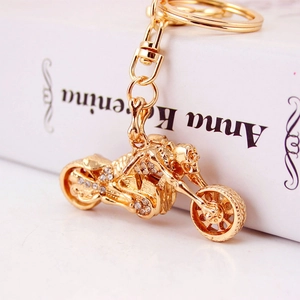 Creative Gold Motorcycle Keychain For Men Vintage Rhinestone Inlaid Motorbike Pendant Keyring Gift Punk Skeleton Rider Metal Key Holder