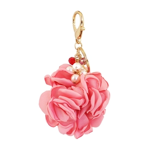 Porte-clés fleur rose en tissu avec fermoir doré, perles blanches et ornements cristaux