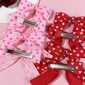 Haarspangen Set mit rosa und roten Schleifen, Herzmuster und Krokodilklemme aus Metall