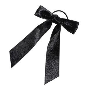 Élastique à cheveux en satin noir élégant avec long ruban et nœud de haute qualité