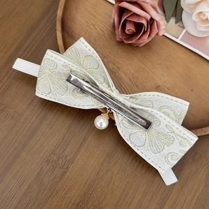 Floral embroidery ribbon bow hair clip with pearl pendant and metal duckbill clip for women