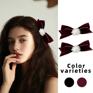Pinzas para el pelo con lazo de terciopelo y pompón blanco para mujer en granate y negro