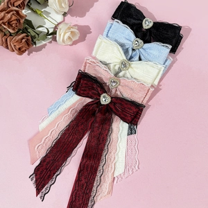 Barrettes nœuds en dentelle avec strass en cœur et longs rubans en cinq couleurs