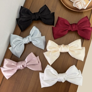 Élégante Grande Pince à Cheveux Nœud en Satin pour Femme Style Douce Princesse Couleur Unie Accessoires de Coiffure Mode