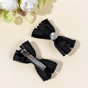 Barrettes à nœuds en dentelle avec cœur en strass et pince crocodile en métal robuste