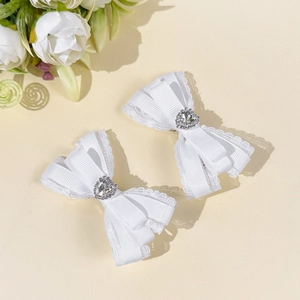 Paire de barrettes à nœuds en dentelle blanche avec cœur en strass, style ballet doux