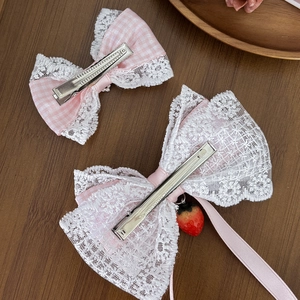 Pinzas para el pelo con lazos de encaje rosa y fresas de estilo dulce y floral