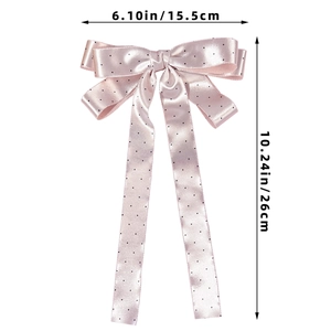 Pince à cheveux n?ud en satin rose à pois, largeur de 15,5 cm et hauteur de 26 cm