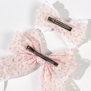 Fermagli per capelli a fiocco in pizzo floreale rosa con clip in metallo per donne