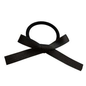 Set di elastici per capelli con fiocco nero minimalista in raso opaco e alta elasticità