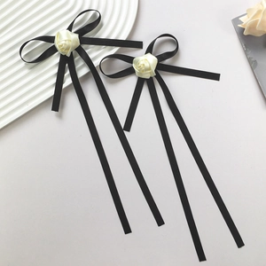 Barrette à Cheveux Nœud en Ruban Doux Avec Rose Crème Long Ruban Épingle à Cheveux en Satin Noir Pour Femmes Accessoires de Cheveux Élégants