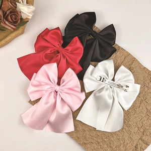 Grandes pinces à cheveux élégantes en satin rouge, noir, rose et blanc avec clip métal