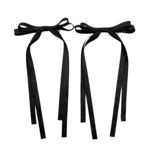 Paire de pinces à cheveux avec nœuds noirs et longs rubans pour coiffure fille élégante
