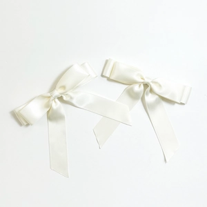 Elegant cream satin bow hair clips with long ribbons for women hair styling