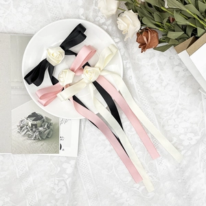 Pince à Cheveux Nœud en Ruban de Satin Avec Rose en Tissu Long Serpentin Épingles à Cheveux Élégantes Style Français Femme