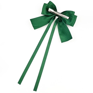 Barrette à cheveux élégante en satin vert foncé avec nœud papillon et longs rubans