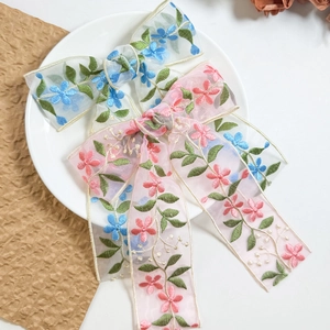 Fermaglio per Capelli a Fiocco Con Fiori Ricamati Pastorale Lungo Nastro Rete Organza Dolce Elegante Accessori per Capelli Donna