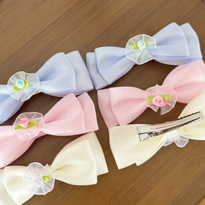 Barrettes à cheveux nœuds en satin de style français avec fleurs bleues et roses