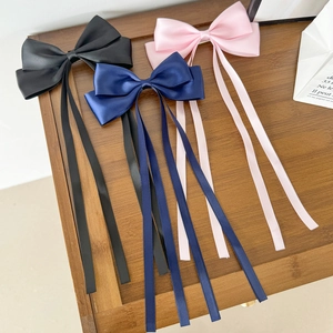 Lot de trois barrettes à nœuds en satin avec longs rubans pour femmes