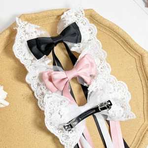 Set di fermagli per capelli con fiocco in raso e pizzo in nero, rosa e bianco