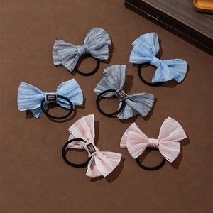Lot de 6 chouchous avec nœuds en résille bleus, gris et roses avec étiquettes faites main