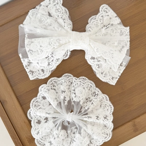 Élégante Barrette à Cheveux Nœud en Dentelle Blanche Broderie Florale Faite à la Main Pince à Ressort en Maille Style Mori Femme