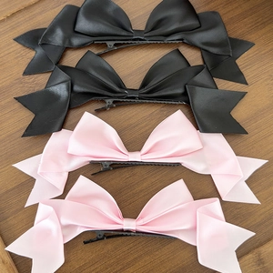 Japanese style 4-piece satin bow hair clip set in black and pink for Lolita fashion