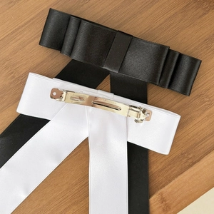 Barrettes à nœud en satin élégantes en noir et blanc avec clip en métal