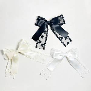 Barrettes à cheveux élégantes avec nœuds en dentelle, noir, beige et blanc sur blanc
