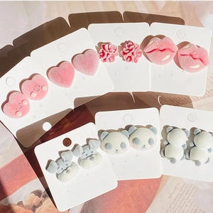 Boucles d'Oreilles Clous en Résine de Flocage Mignonnes Coeur Rose Lèvres Rose Panda Chien Forme Bijoux Pour Femmes Filles