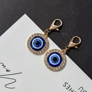 Malocchio Pendaglio per Portachiavi Tondo Lega con Strass Placcato Oro Amuleto di Protezione Charm per Borsa Gioielli Unisex Regalo