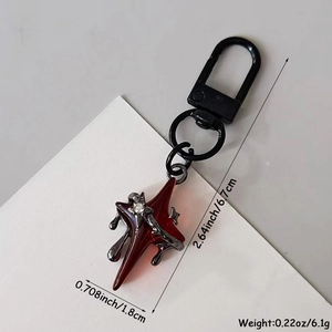 Pendentif étoile gothique en résine rouge avec effet gouttes et dimensions