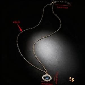 Detail view of Evil Eye pendant dimensions 2.7x2.4cm with gold chain length 49+5cm
