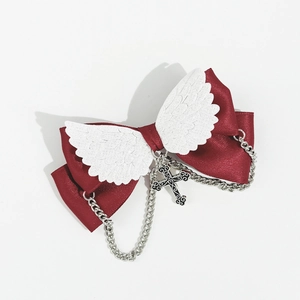 Nœud à cheveux rouge vin gothique avec ailes d'ange blanches et pendentif croix argent