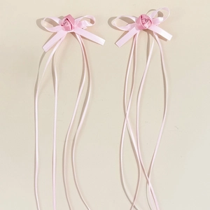 Fermagli per capelli con fiocco rosa con rose in tessuto e lunghi nastri fluenti