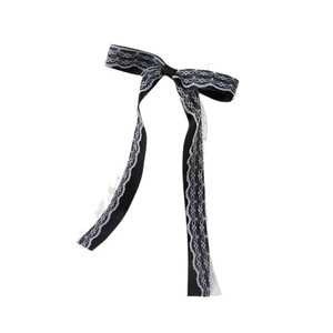 Barrette à cheveux élégante en satin noir avec dentelle blanche et longs rubans