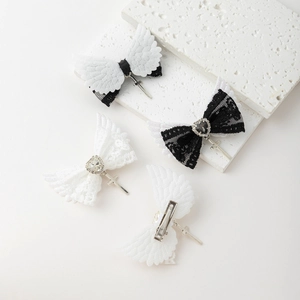 Barrettes ailes d'ange gothiques en dentelle avec strass en cœur et nœuds noirs et blancs