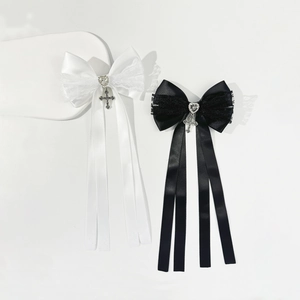 Nœuds à cheveux Gothic Lolita avec cristal cœur, croix et longs rubans en dentelle
