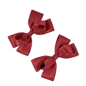 Elegantes Set aus zwei weinroten Satin-Haarschleifen für Damen mit seidigem Finish