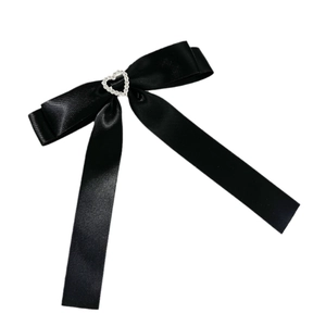 Eleganter schwarzer Satin-Haarclip mit Herz-Strassstein und langen Bändern im Vintage-Stil