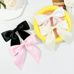 Sweet Satin Bow Hair Clip Korean Style Elegant Long Streamer Alligator Clip Solid Color Ribbon Headwear For Women Daily Party